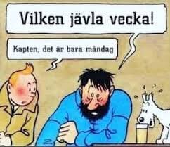 En tecknad serie med tre karaktärer där en uttrycker frustration över veckan och en annan påpekar att det är måndag.