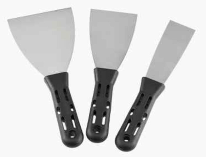 Tre skrapor med svarta handtag, används för att ta bort färg med värme.