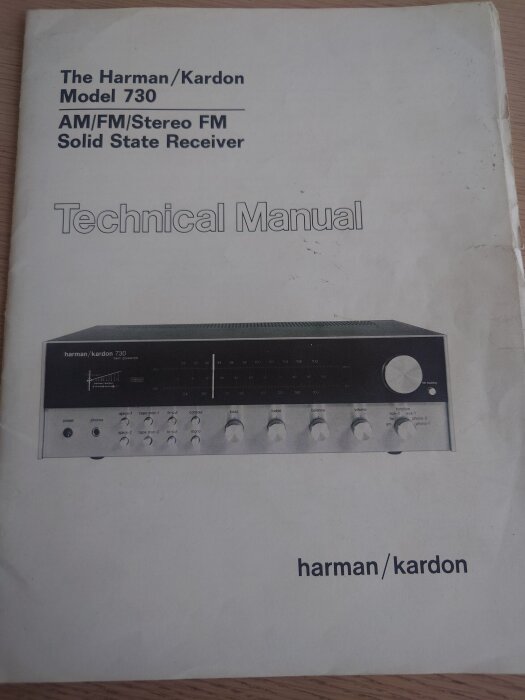 Manualomslag för Harman Kardon Model 730 AM/FM stereo receiver, med bild av förstärkare och teknisk text.