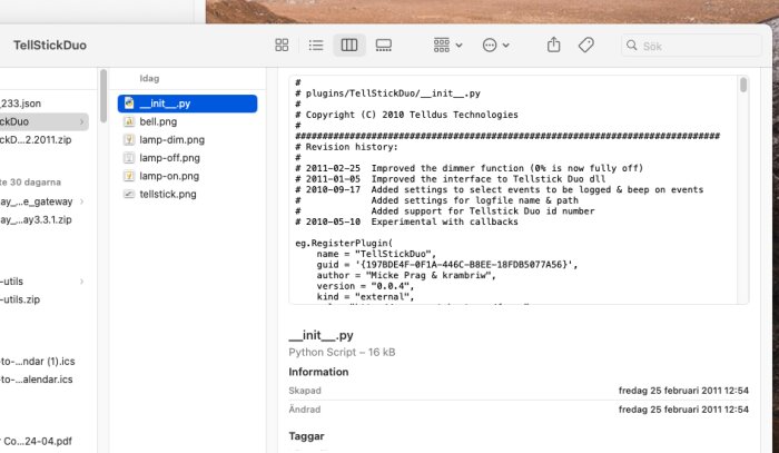 Pythonkodsfilens innehåll visas med versionshistorik och metadata för TellStick Duo 2011.