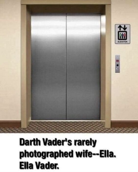 Hissdörrar med humoristisk text om Darth Vaders påhittade fru, "Ella Vader".