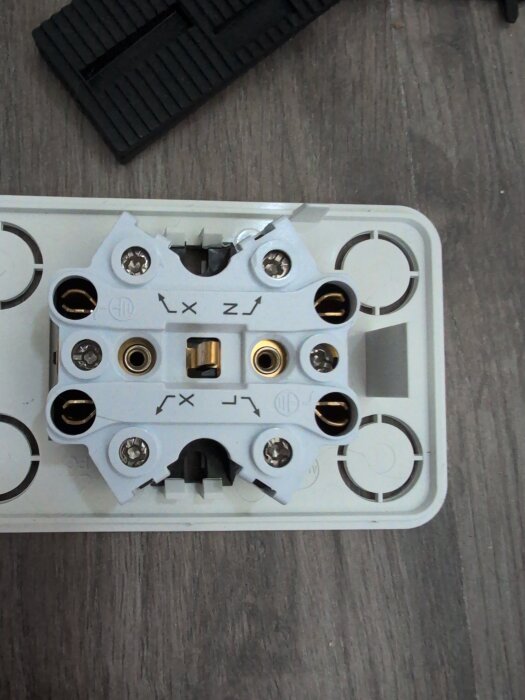 935dd273-20cd-45df-bd51-8143917cf9ad (3).jpg