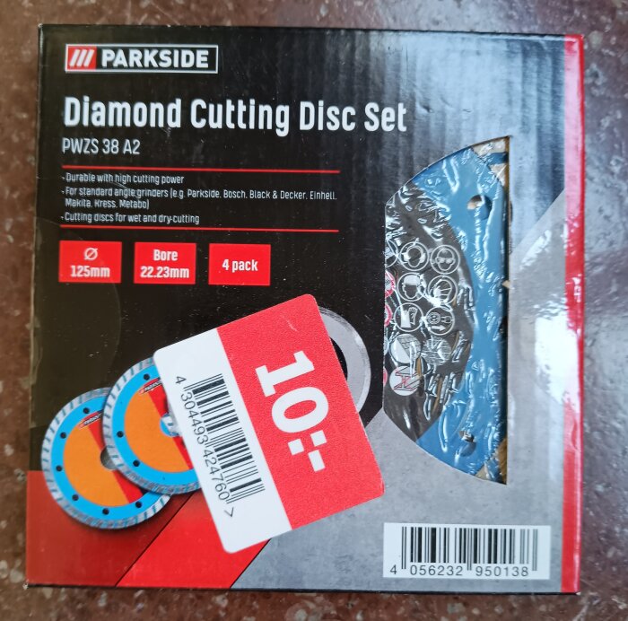 Förpackning av Parkside diamond cutting disc set med en röd rabattetikett på framsidan, texten visar specifikationer för skivorna.