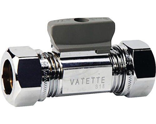 Vatette kopplingsset med texten "VATETTE S18" stansat på sidan; visas med kromade anslutningsfästen och en grå vredventil.