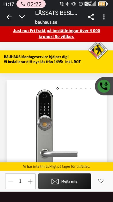 Elektroniskt dörrlås BG4000 med knappsats och handtag, erbjuds av Bauhaus med installationstjänst för 1495 kr, visas på en webbsida.