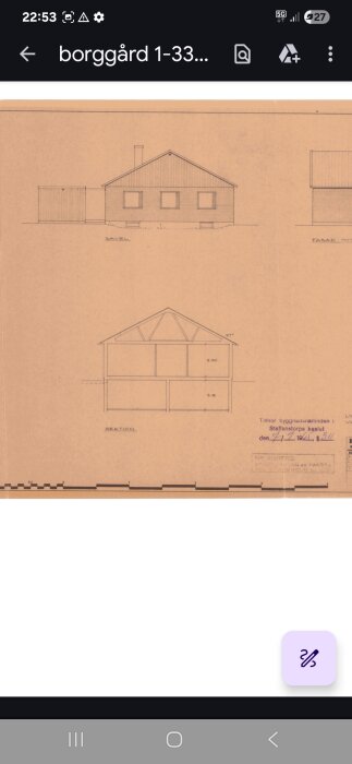Ritning av en husfasad och tvärsnitt med innerväggar illustrerade, arkitektoniska detaljer framgår.