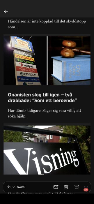 Skylt med texten "Visning" framför ett hus med träd omkring.