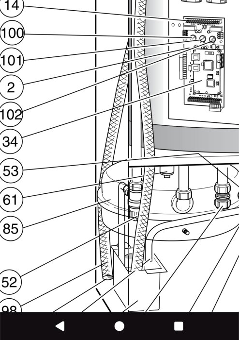 Diagram över värmepumpsystem med etiketterade komponenter, inklusive ratt 101 för elpatroninställningar.