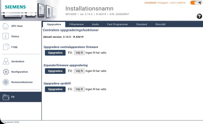 Användargränssnitt för Siemens systeminställningar, med menyalternativ och uppgraderingsval för firmware och språkfiler.