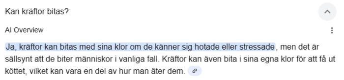 Textbild med AI-svar om att kräftor kan bita med klor när de är hotade eller stressade, men det är ovanligt att de biter människor.