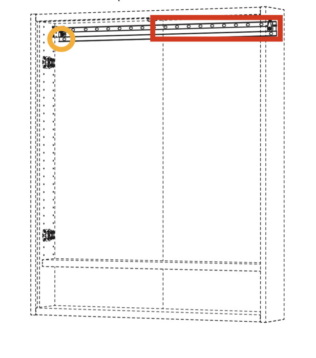 Diagram över montering av Ikeas badrumsskåp Faxälven, visar platt metallskena markerad i rött, positionerad för väggmontering med markerade skruvhål.
