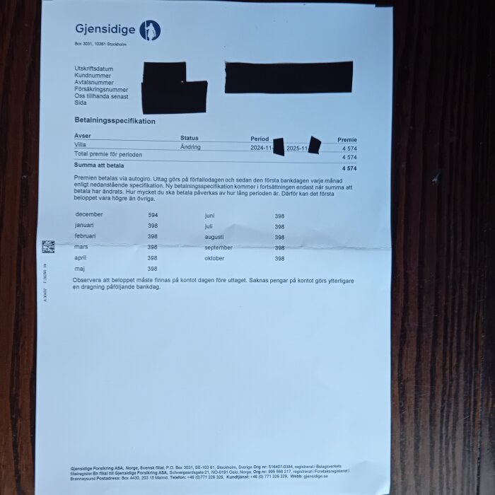 Försäkringsbrev från Gjensidige som visar betalspecifikationer för ett villaavtal, med premie belopp för varje månad och total summa på 4574 kr.
