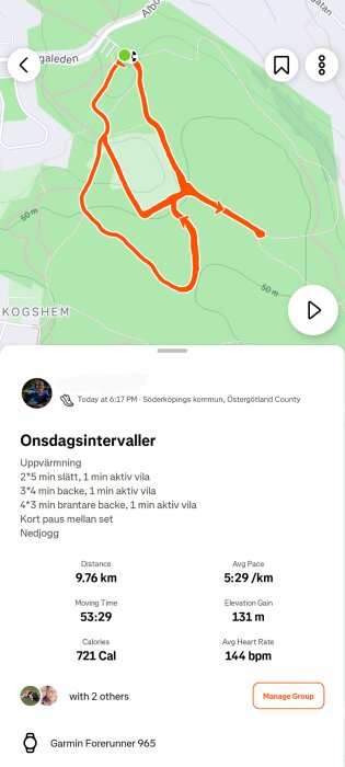 Karta över löprunda på 9,76 km i Söderköpings kommun med statistik inklusive tempo, kalorier, och höjdstigning. Träningsdetaljer från en Garmin Forerunner 965.