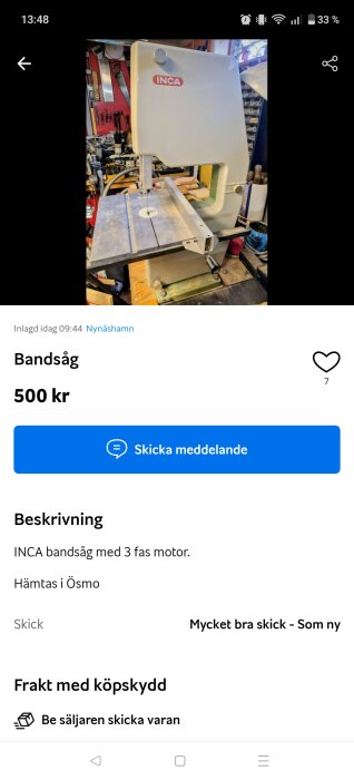 INCA bandsåg med 3 fas motor, står i en verkstad. Perfekt för svängiga sågningar.