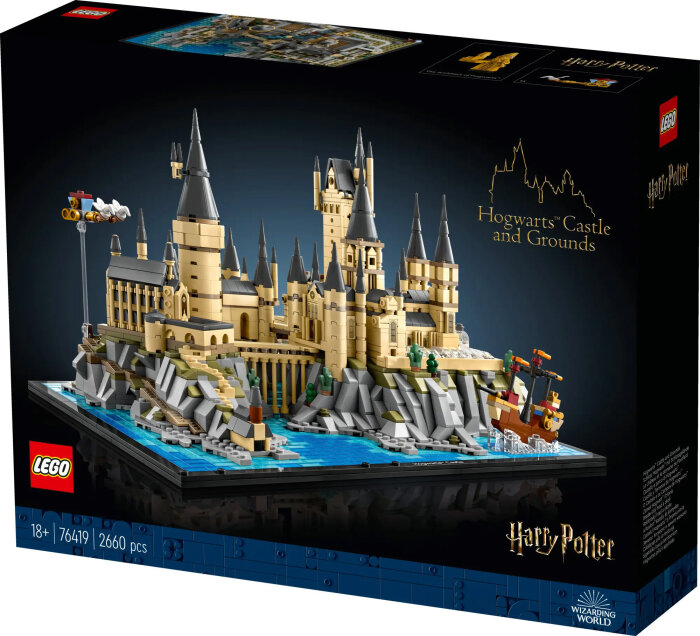 Lego byggsats av Hogwarts slott från Harry Potter, setnummer 76419, med 2660 bitar, visar ett detaljerat slott med omgivande landskap.