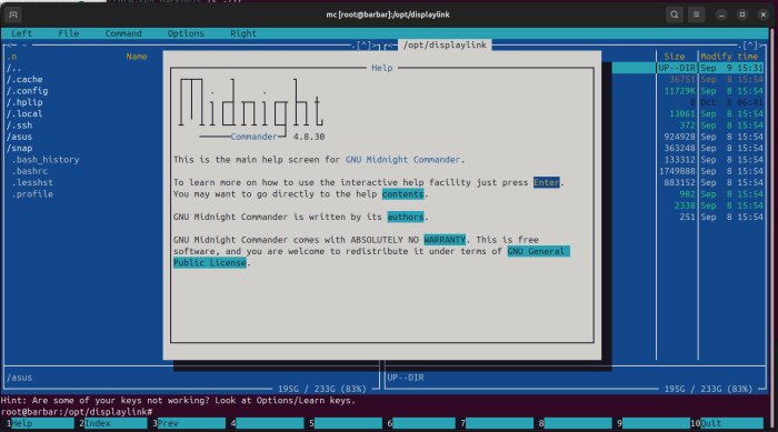 Midnight Commander's huvudhjälpskärm i Linux-terminal med en filhanterare öppen.