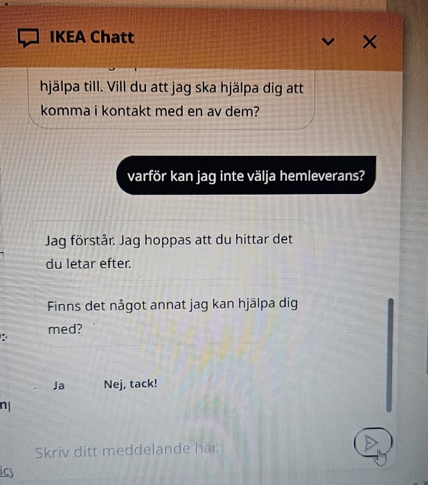 Skärmdump av en chattkonversation med IKEA:s AI-support där kunden frågar om hemleveransalternativ.