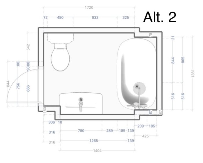 Badrumsplan alternativ 2 med badkar bredvid toalett och handfat, mått visas. Badkaret har dusch på ena sidan och draperi mellan väggarna.