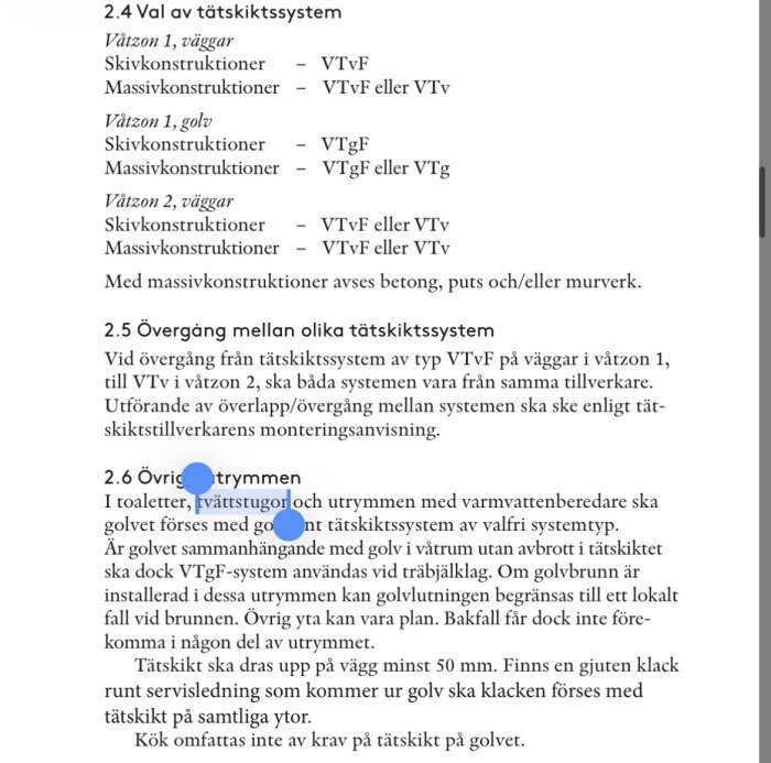 Utdrag från en besiktningsrapport gällande tätskiktssystem och installation i toaletter och tvättstugor enligt BKR 2002.