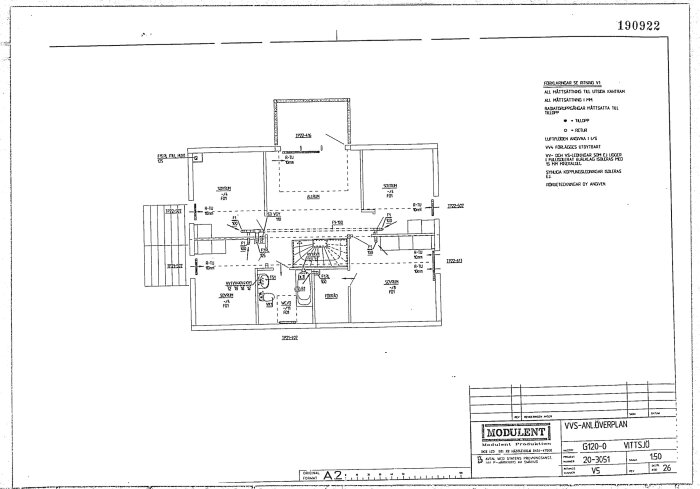 Ritning över husplan med markerade icke-bärande väggar, visar kök och vardagsrum. Väggen mellan kök/vardagsrum är rödmarkerad för borttagning.
