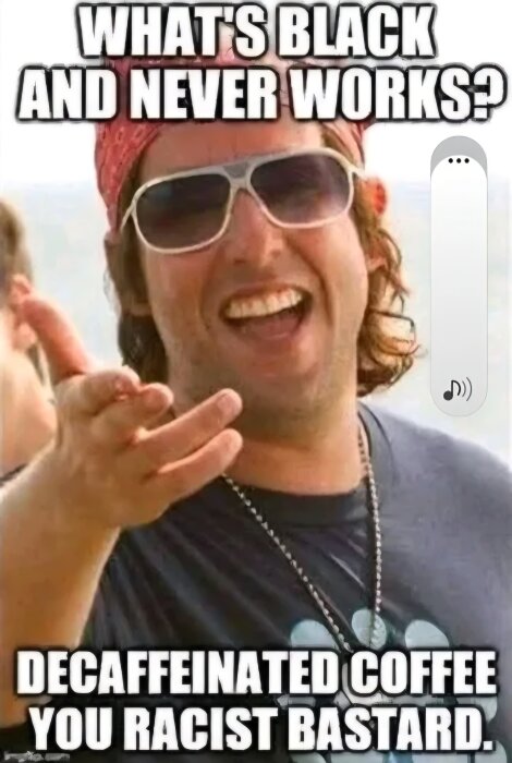 En person med röda solglasögon och bandana ler. Texten på bilden är en skämtfråga och svar.