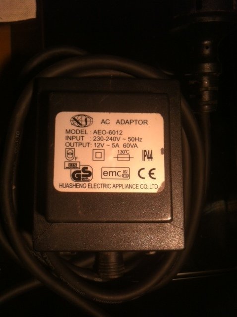 transformator till utebelysning 12 volt trasig (1).JPG