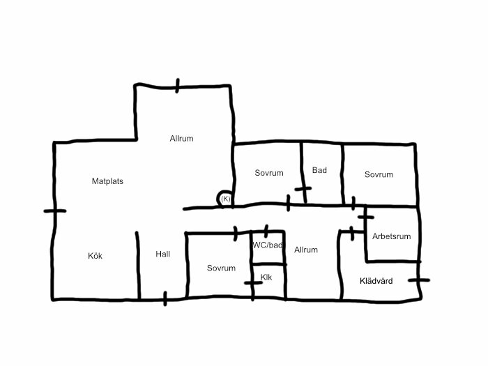 Ritning av husplan med kök, matplats, allrum, sovrum, badrum, arbetsrum och klädvård, samt markering för kamin.