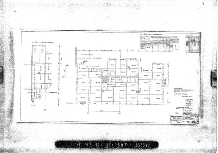 Planritning av våningsplan som visar lägenhetslayout och markerat område för eventuell rivning.