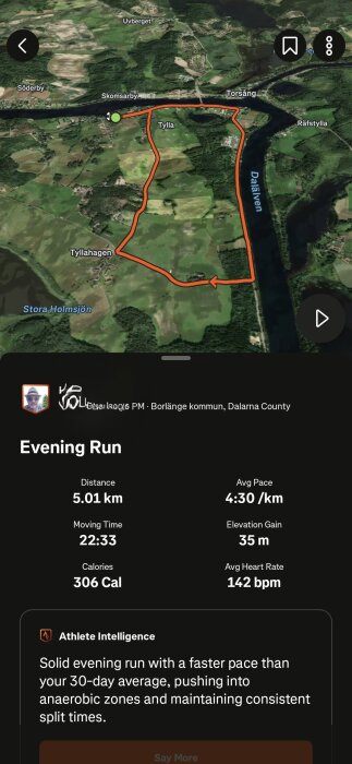 Karta över en löprunda i Torsång, Dalarna, längs Dalälven, 5,01 km på 22:33 min. Visar detaljer som distans, tempo, kaloriförbrukning och hjärtfrekvens.