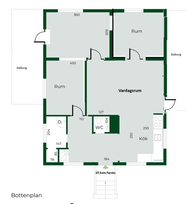 Bottenvåningens planlösning av ett funkishus med förlängt vardagsrum, kök, två rum, ny farstu och WC. Finns balkonger på två sidor.
