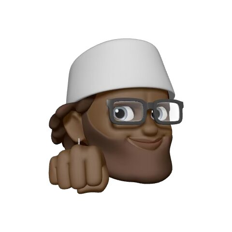 En tecknad figur med glasögon och vit mössa visar en knuten näve och ler.