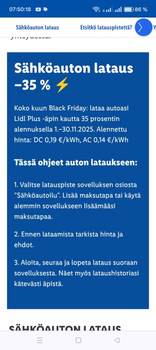 Blå text om prisrabatt och instruktioner för elbilsladdning via Lidl Plus-appen med rabatt under Black Friday-månaden.