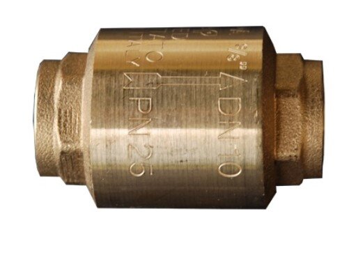 Backventil i mässing för installation på inkommande slang i pumprum eller källare, med märkningen DN10 PN25.