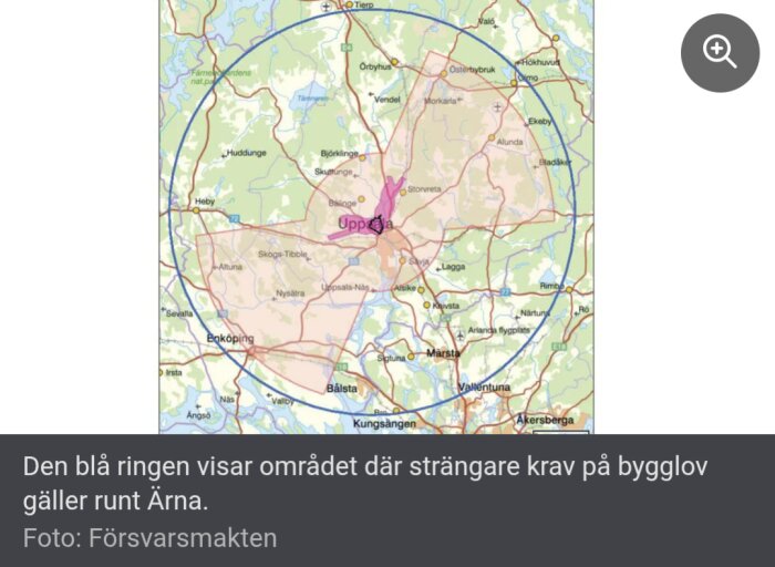 Karta över Uppsala med en blå cirkel runt Ärna som visar område med strängare bygglovskrav p.g.a. Försvarsmakten.