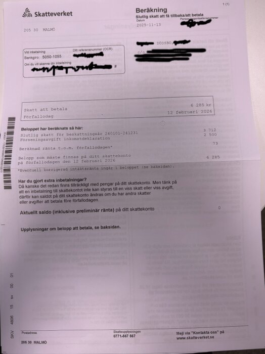 Faktura från Skatteverket med slutgiltig skatt att betala för dödsbo, totalt 6 285 kr, förfallodag 12 februari 2026, adresserad till dödsboets c/o.