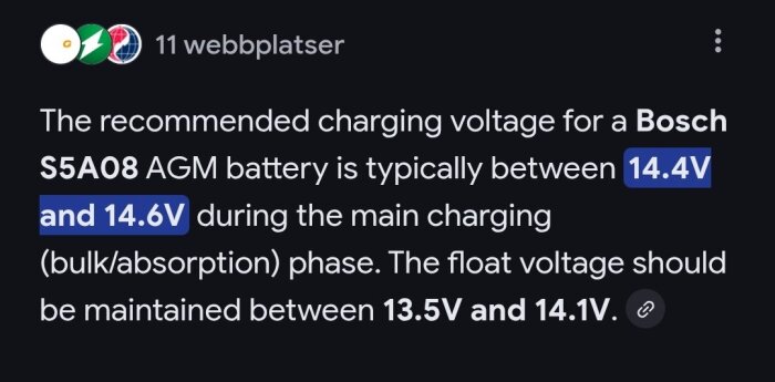 Text som visar rekommenderad laddningsspänning för ett Bosch S5A08 AGM-batteri, 14.4V till 14.6V, floatspänning 13.5V till 14.1V.