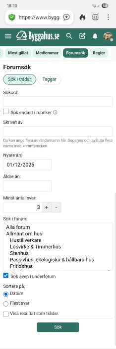 Forumsöksidan på Byggahus.se visad på en Android-telefon med Duckduckgo. Hemsidans sökfilter och alternativ syns.