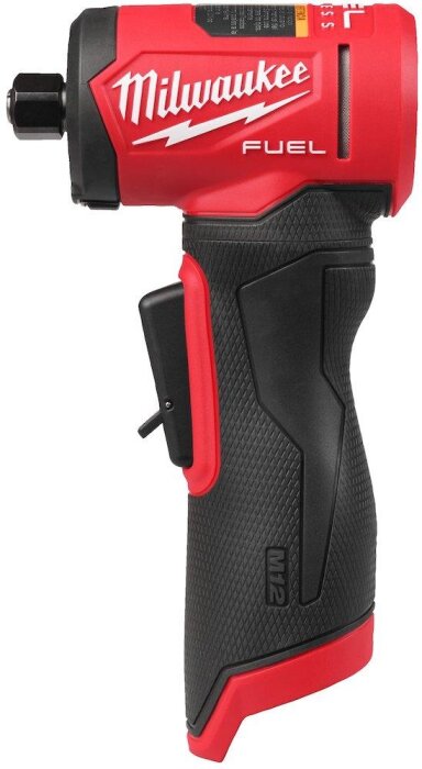 Röd och svart Milwaukee M12 rakslip med ergonomiskt grepp, märkt 'Fuel'.