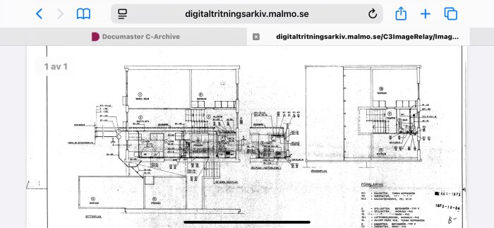 Ritning av husplan som visar vardagsrum, matplats, sovrum och garage, användaren undrar om en vägg är bärande.