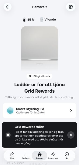 Skärmdump av Homevolt-app som visar batteristatus på 65%, en vilande status och meddelanden om Grid Rewards och smart styrning.