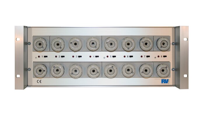 19-tums rack med diazed säkringsmoduler och säkringsövervakning, monterat i metall.