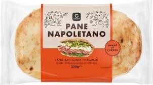 Förpackning av Pane Napoletano-bröd, används i en italiensk lyxmacka med salami, serrano, ost, mozzarella och tomater.