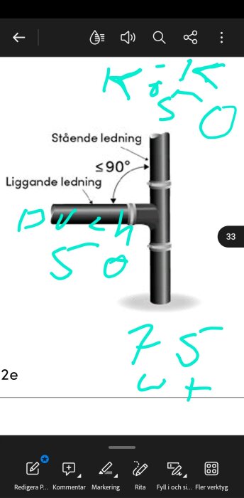 Diagram av T-rörkoppling i en ledning med markerade vinklar och storlekar, inklusive stående och liggande ledningar.