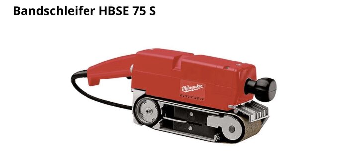 Röd bandslipmaskin HBSE 75 S från Milwaukee, med kabel och handtag, använd för sliparbete i trä och andra material.