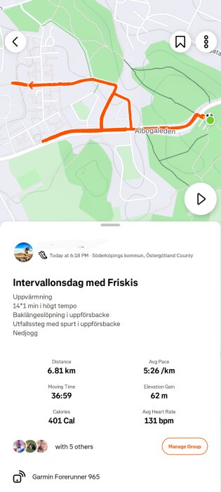 Karta över löprunda vid Albogaleden med detaljer om distans, medelhastighet och kaloriförbrukning från ett träningspass kallat "Intervallonsdag med Friskis".