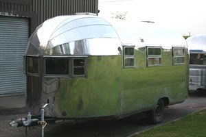 Vintage_American_Caravan_2_by_GothicBohemianStock.jpg