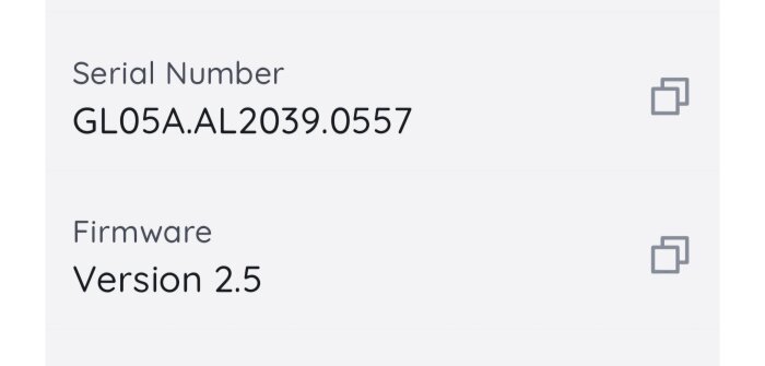 Appvisning av serienummer GL05A.AL2039.0557 och firmware version 2.5.