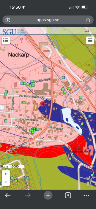 Karta över området Nackarp med vägar, byggnader och färgade markeringar från Sveriges geologiska undersökning.