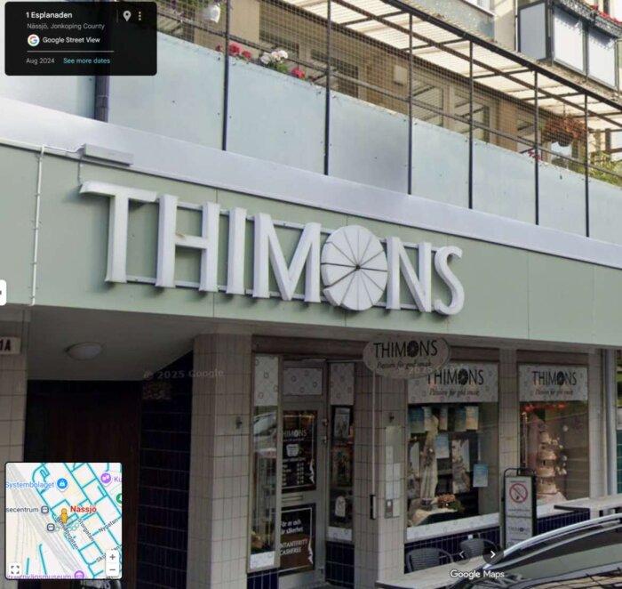 Thimons Konditori i Nässjö med fasadskylt och entré, skylt vid Esplanaden 1 nära tågstation, Google Maps.
