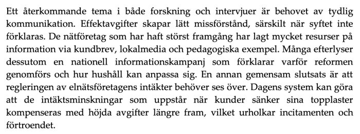 Textutdrag som diskuterar behovet av tydlig kommunikation och kritik mot effektavgifter inom energisektorn.